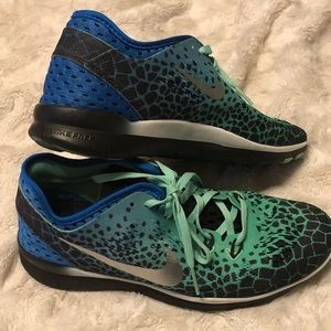 Women's 7 Nike Free Sneakers/Trainers